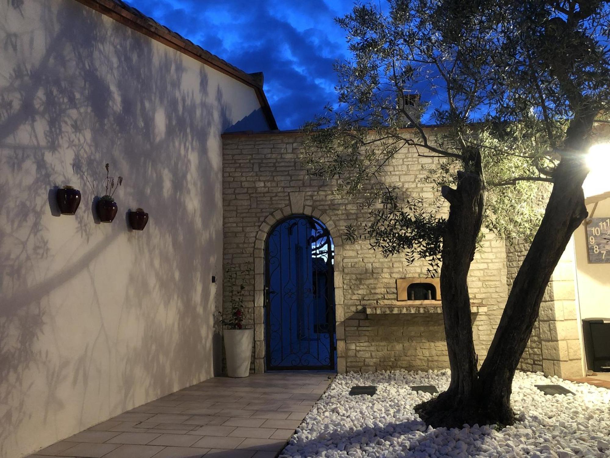 Gites La Catalane Theza Exterior photo
